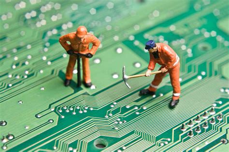 How to buy refurbished tech .